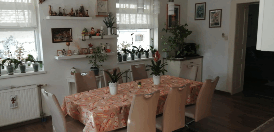 Jász-Nagykun-Szolnok, Mezőtúr központjában felújított ingatlan eladó